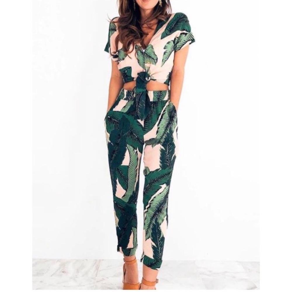 Two piece pant outfit